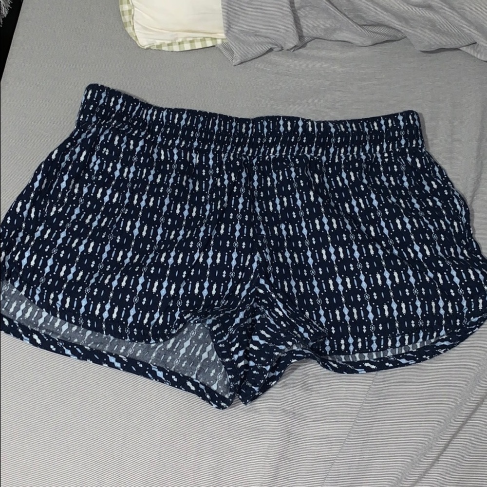 shorts with pocket